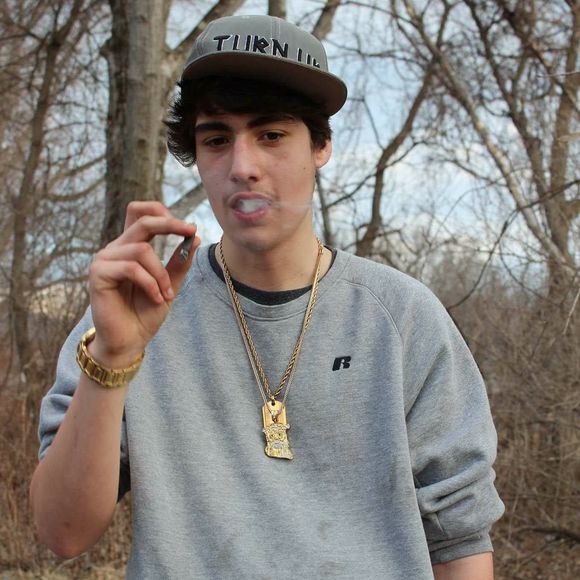 Meet your Posher, Tyler - Picture 1 of 1